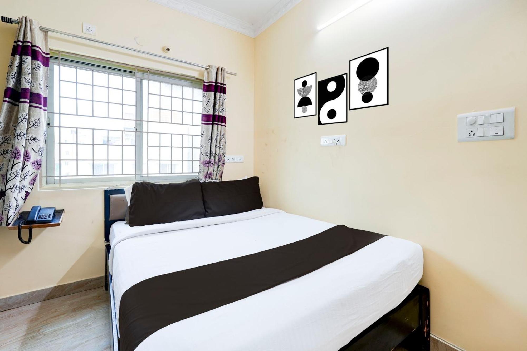 העיר בנגלור Hotel O Ganakkal Near Bgs Hospital Junction Formerly Omkar Inn. מראה חיצוני תמונה