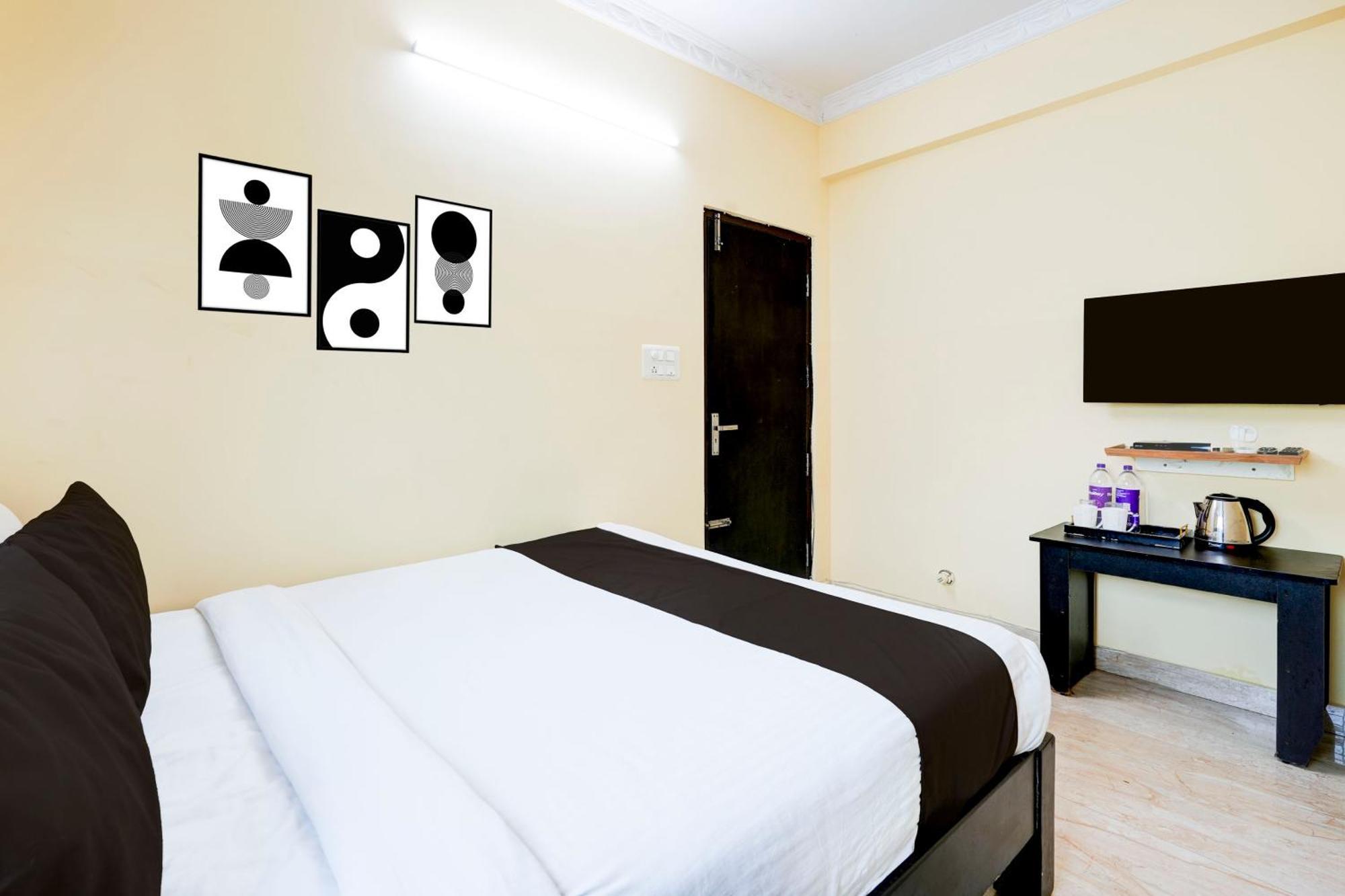 העיר בנגלור Hotel O Ganakkal Near Bgs Hospital Junction Formerly Omkar Inn. מראה חיצוני תמונה