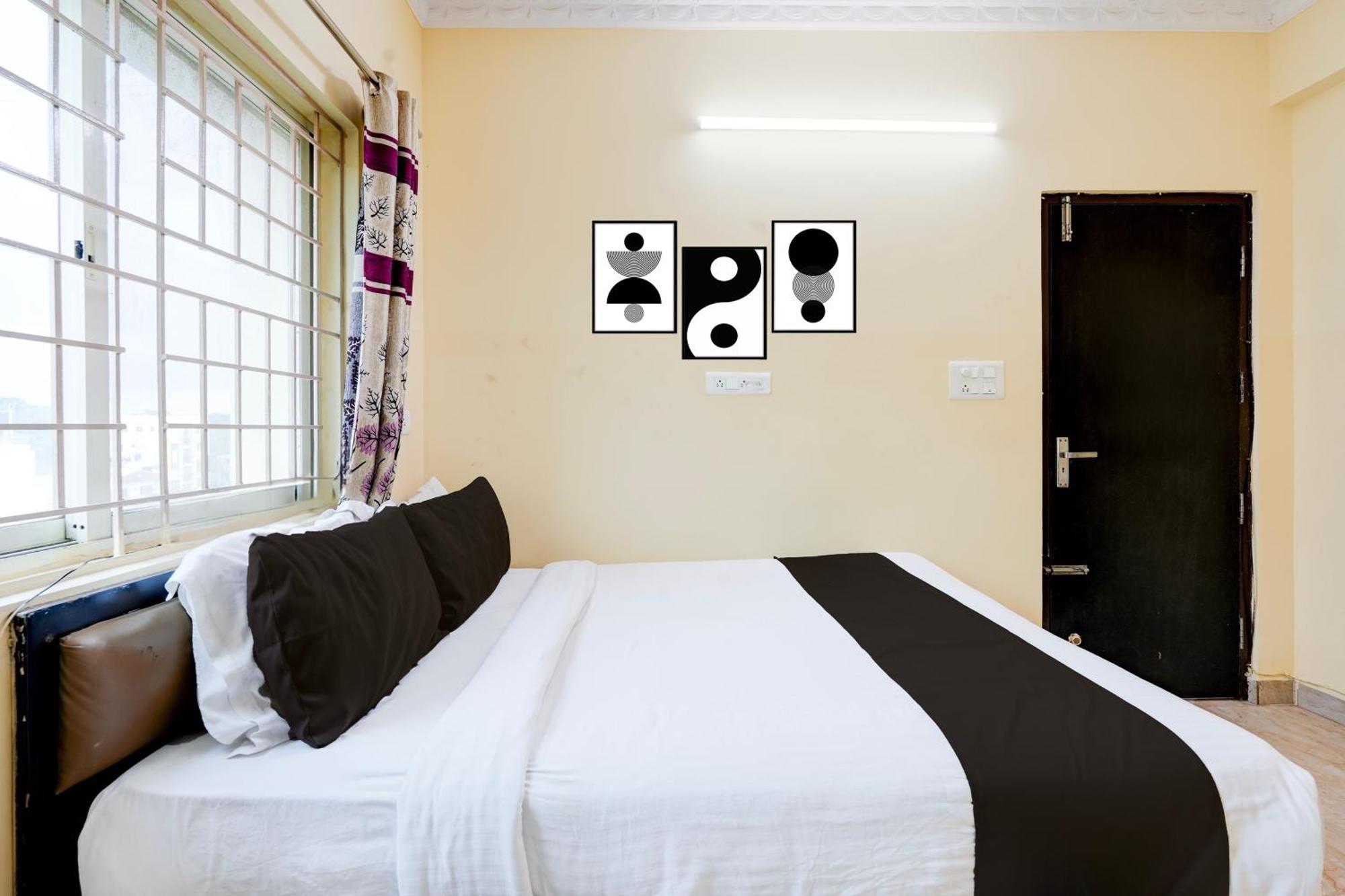 העיר בנגלור Hotel O Ganakkal Near Bgs Hospital Junction Formerly Omkar Inn. מראה חיצוני תמונה